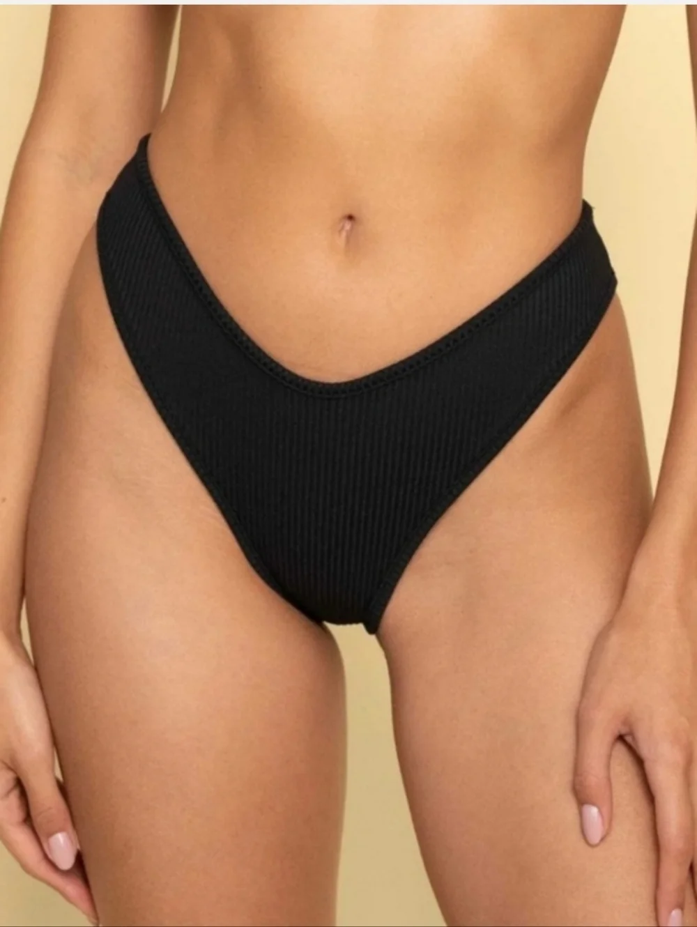 Montce Bikini Set - Picture 4 of 8